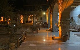 Seven Rock Cave Hotel